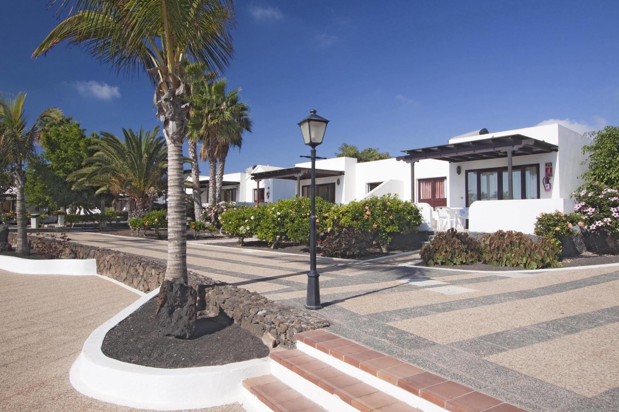Playa Limones Bungalows Playa Blanca  Eksteriør billede