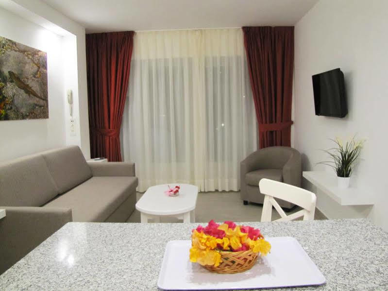Playa Limones Bungalows Playa Blanca  Eksteriør billede